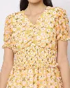 -473Wx593H-443001309-mustard-MODEL3.webp
