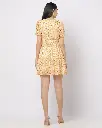 floral-print-tiered-dress-model2-443001309_mustard-2-202301162220.webp