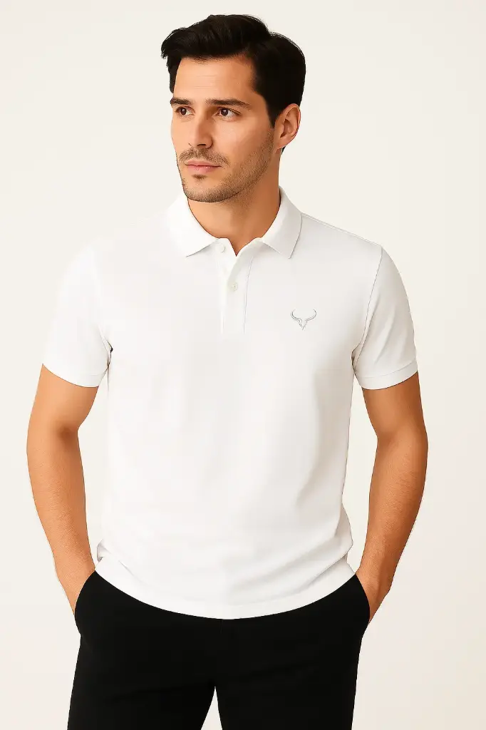 Slim Fit tshirt for Men with Chest Pocket – white,Lightweight Cotton Blend, Tailored Fit, Everyday Casual Wear